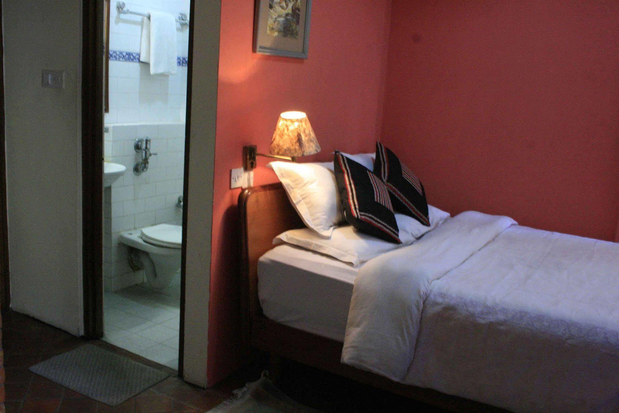 Heritage Home Hotel And Guest House กาฐมาณฑุ ภายนอก รูปภาพ