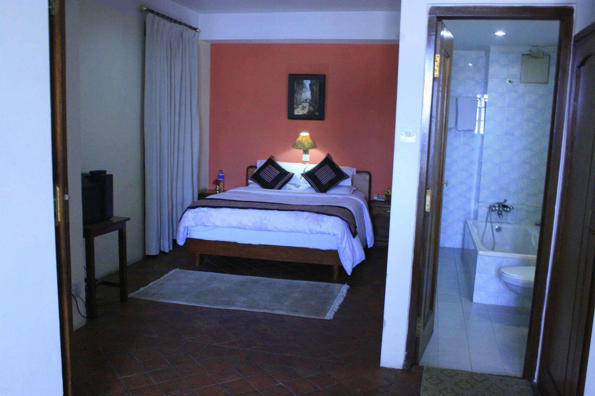 Heritage Home Hotel And Guest House กาฐมาณฑุ ภายนอก รูปภาพ